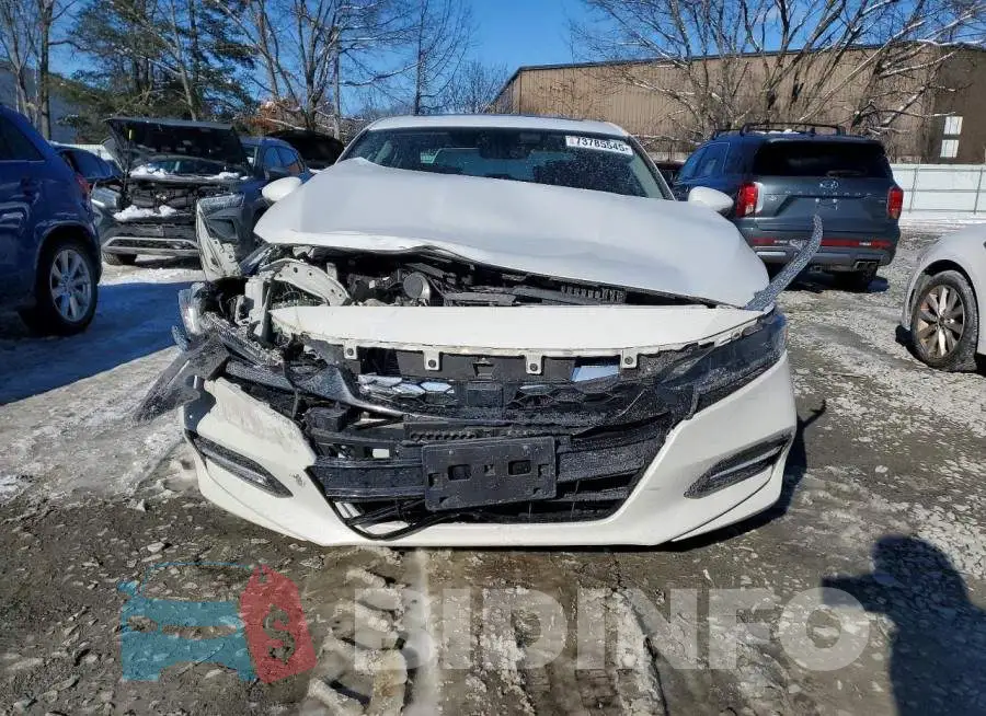 1HGCV3F55JA010281 Photo# 5