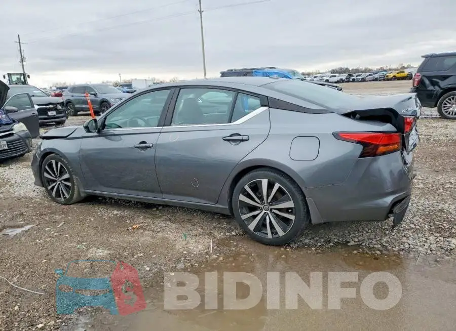 1N4BL4CV5KC132807 Photo# 2