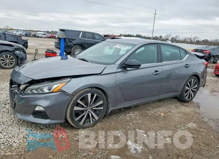 1N4BL4CV5KC132807 Photo# 1