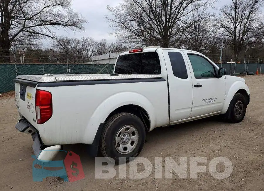1N6BD0CT6HN745575 Photo# 3