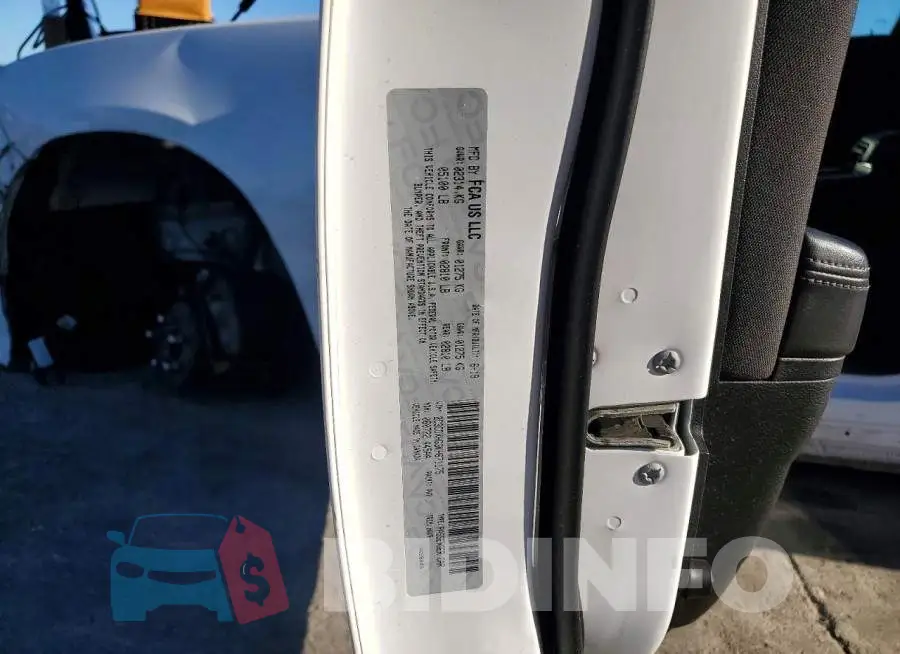 2C3CDXHG3KH671175 Photo# 13