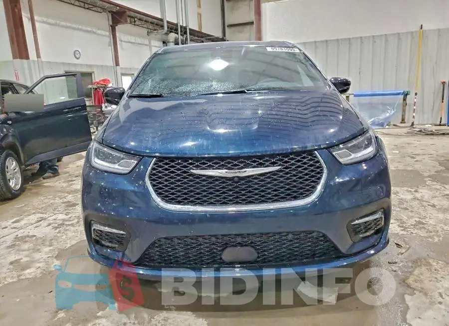 2C4RC1BG8SR527176 Photo# 5