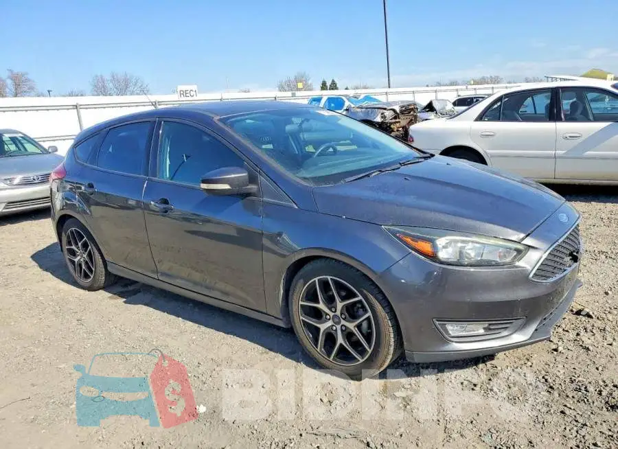 1FADP3M20HL258383 Photo# 4