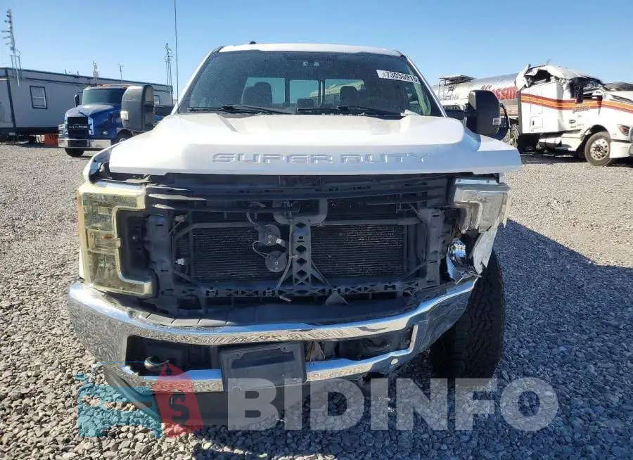 1FT8W3BT8JEC91927 Photo# 5