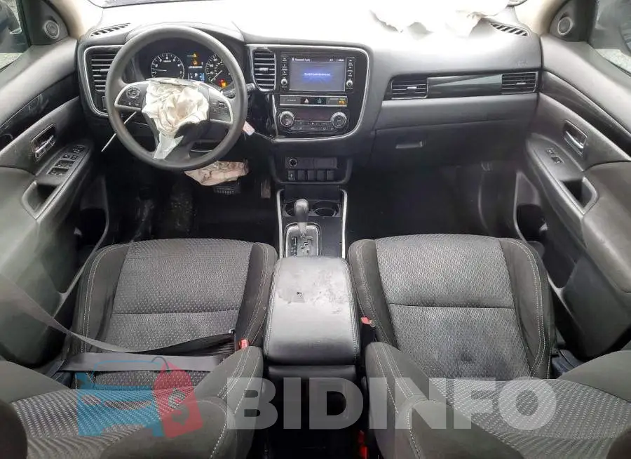 JA4AD2A33KZ016957 Photo# 8