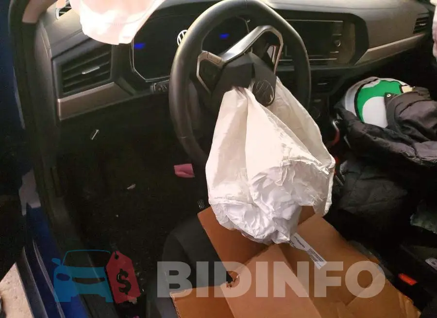 3VW4M7BU7RM055311 Photo# 8