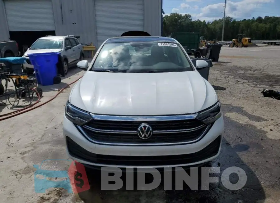 3VW7M7BU2RM082977 Photo# 5
