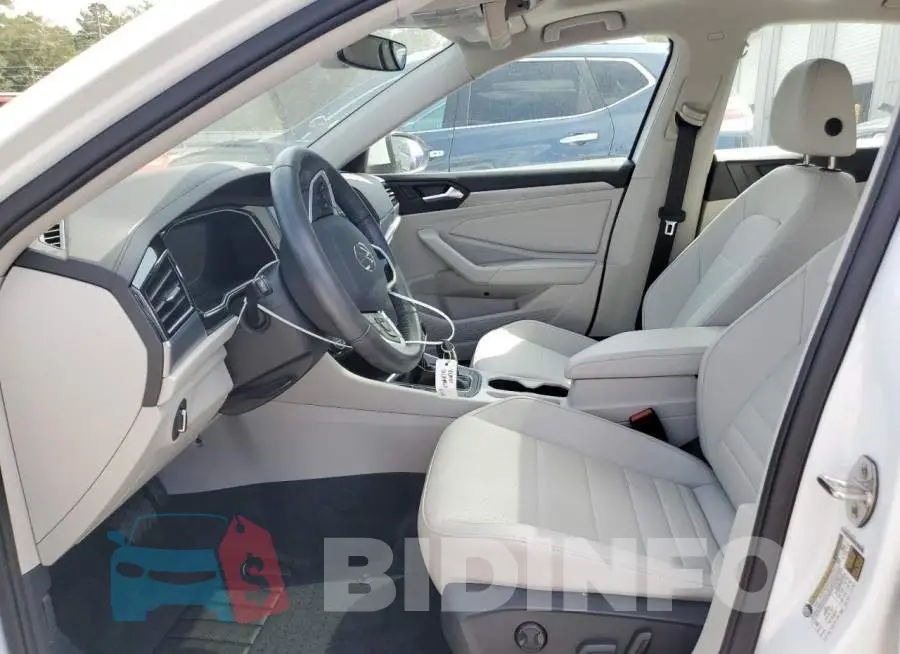 3VW7M7BU2RM082977 Photo# 7