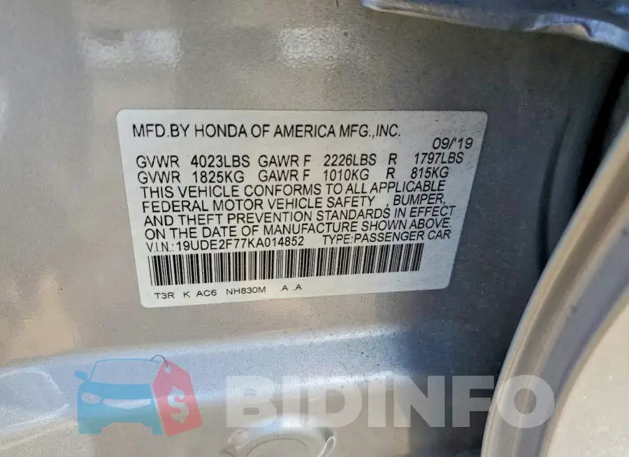 19UDE2F77KA014852 Photo# 12