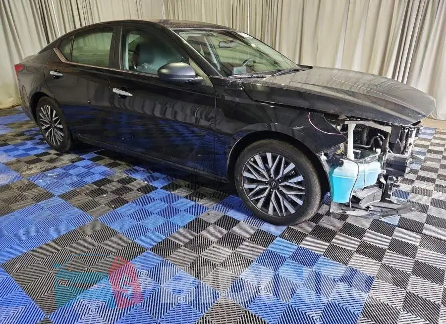 1N4BL4DVXSN383664 Photo# 4