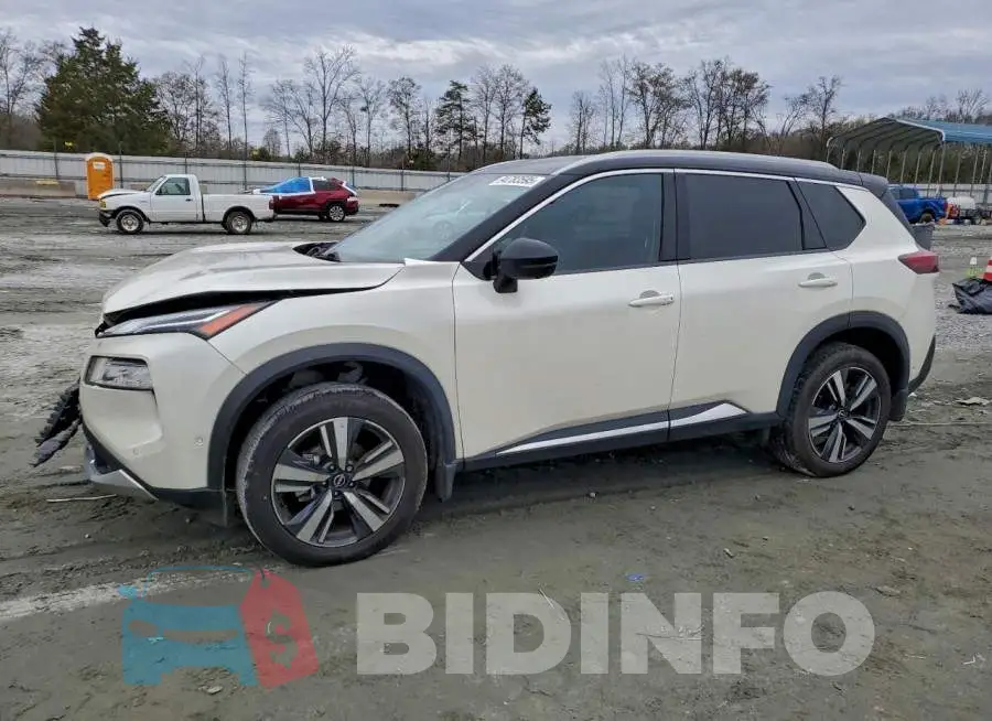 JN8BT3DC4NW120043 Photo# 1