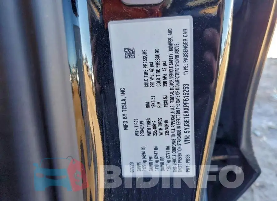 5YJ3E1EAXPF615253 Photo# 12