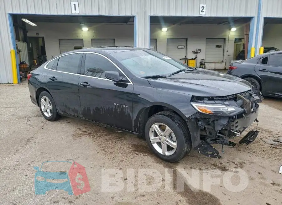 1G1ZB5ST7PF240135 Photo# 4
