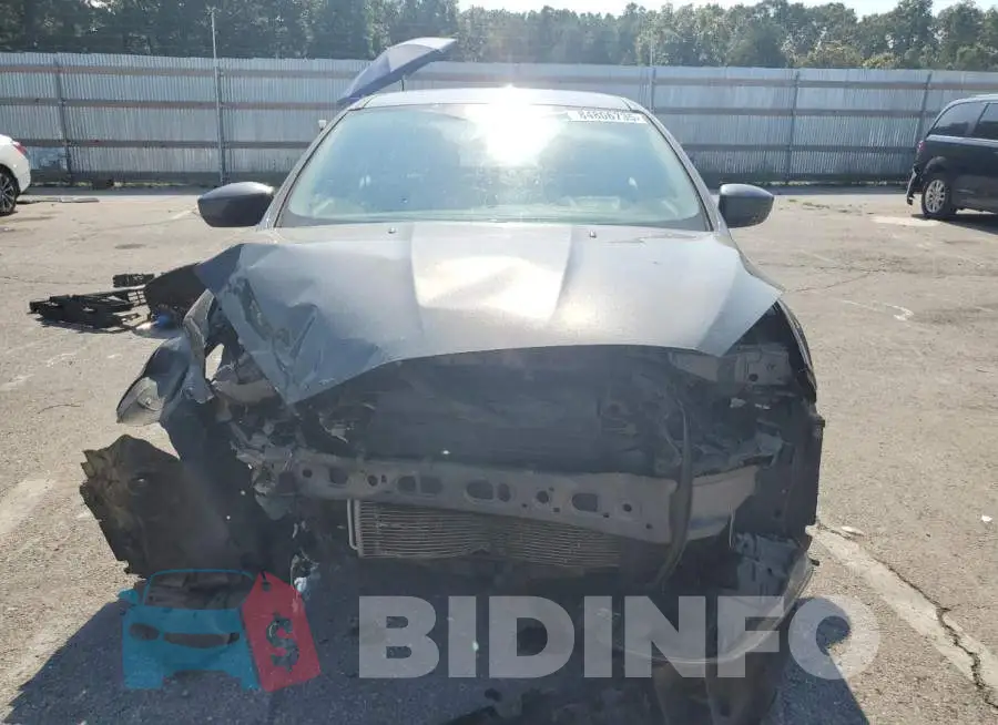 1FADP3F25JL298896 Photo# 5