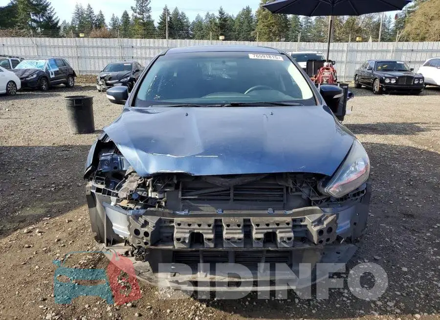 1FADP3M27JL323218 Photo# 5