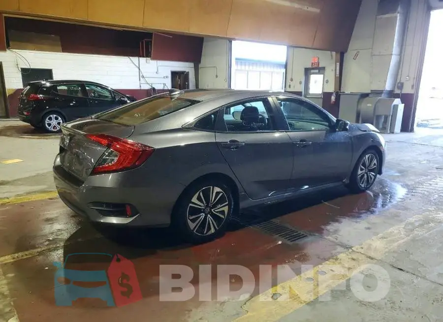 19XFC1F30HE213879 Photo# 3