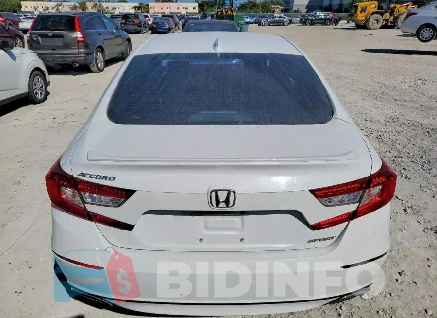 1HGCV1F30KA134138 Photo# 6