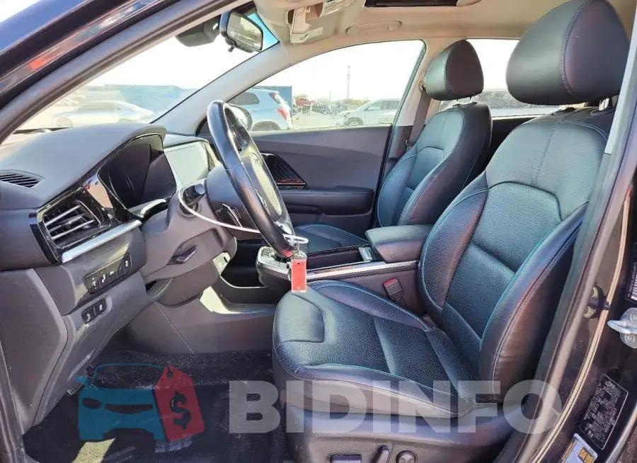 KNDCE3LG9N5148571 Photo# 7