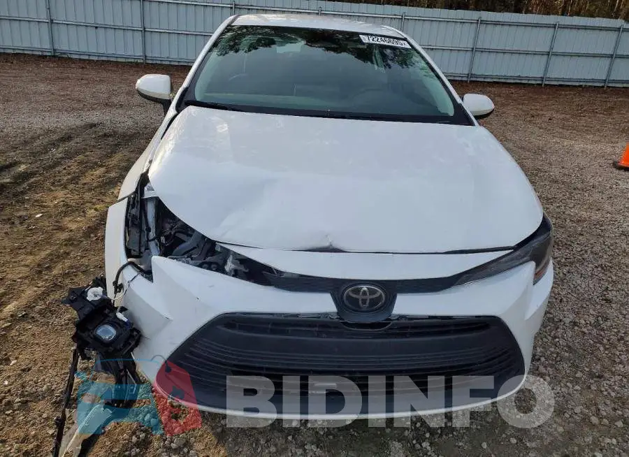 5YFB4MDE8RP196606 Photo# 5