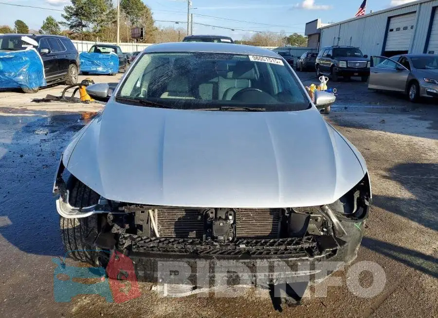 1VWDT7A35HC041774 Photo# 5