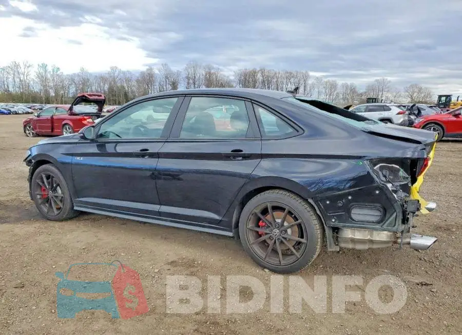 3VW2T7BU7SM009087 Photo# 2