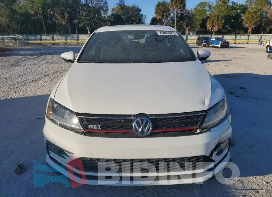 3VW4T7AJ2HM307622 Photo# 5