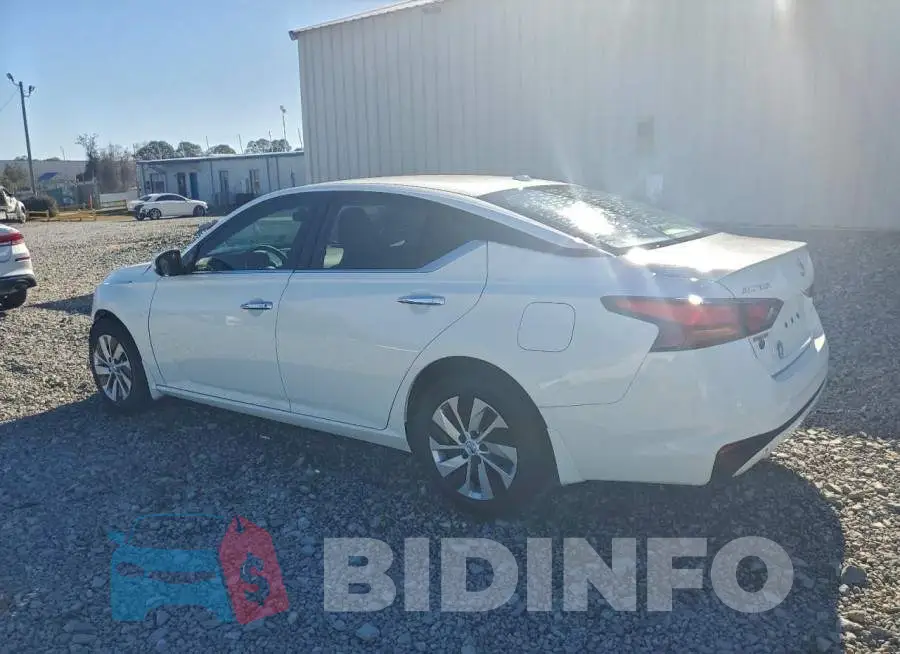 1N4BL4BV1LC191081 Photo# 2
