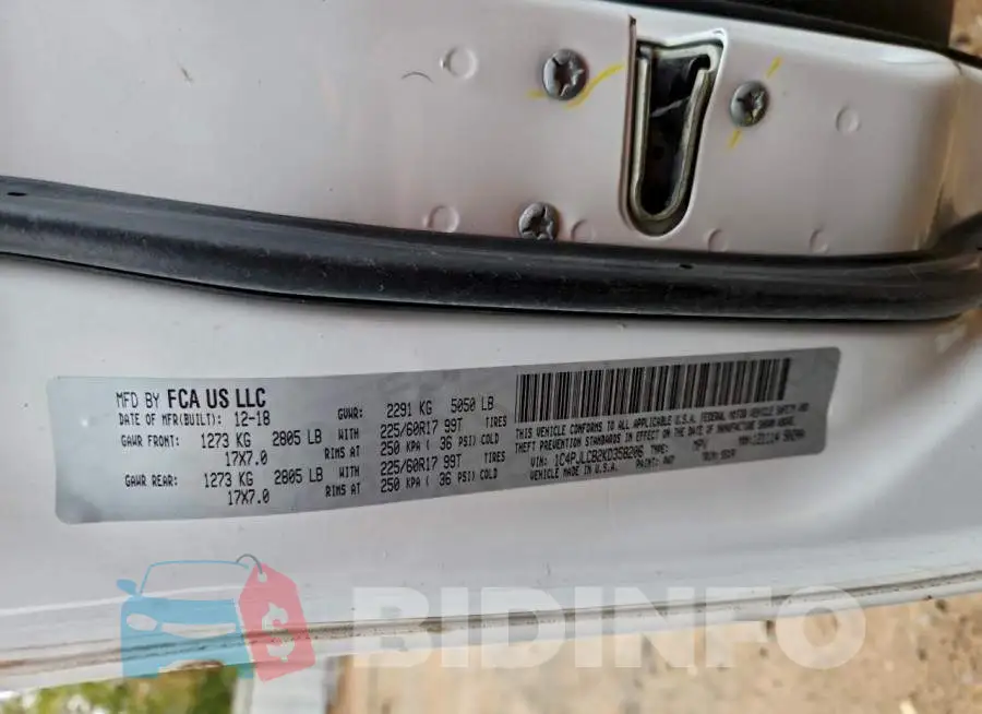 1C4PJLCB2KD358206 Photo# 14