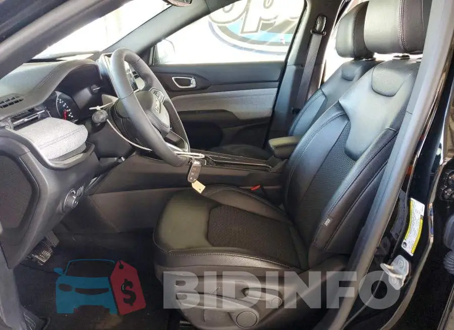 3C4NJDBN0ST620372 Photo# 7
