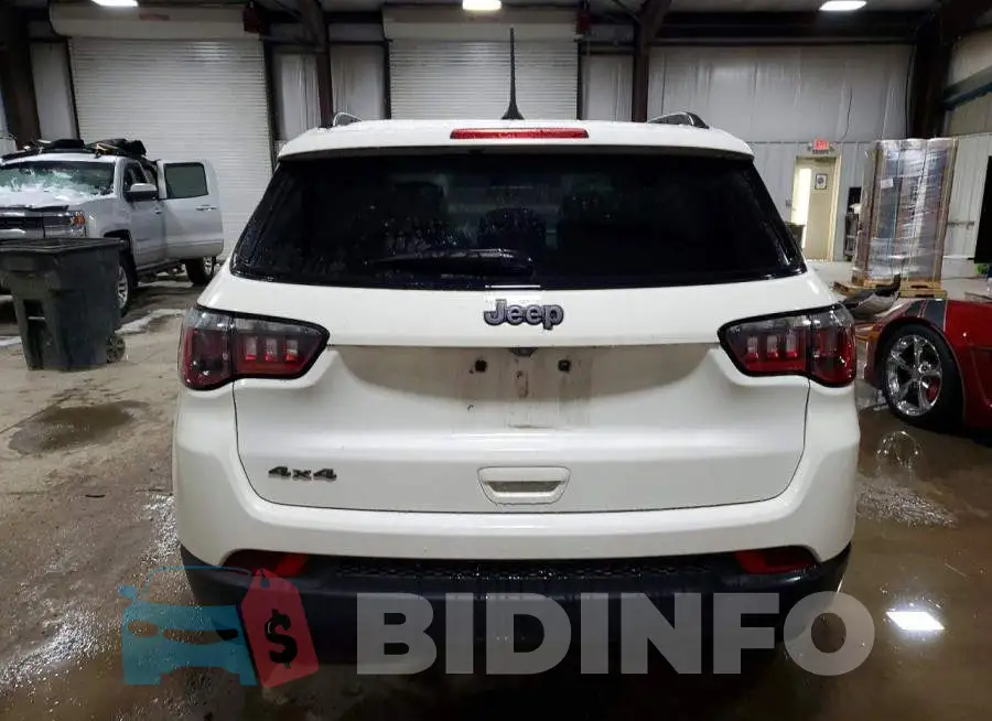3C4NJDEB9MT517083 Photo# 6