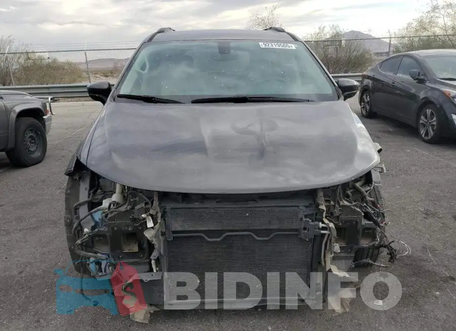 2C4RC1DG2MR549917 Photo# 5