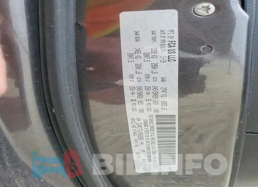 2C4RC1FG1KR628280 Photo# 13