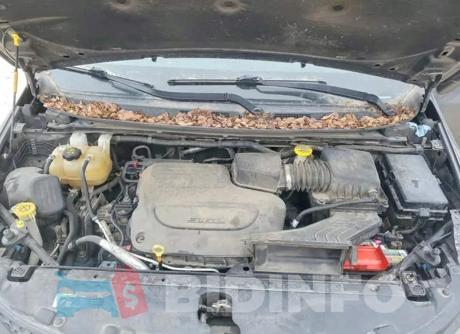 2C4RC1FG1KR628280 Photo# 12