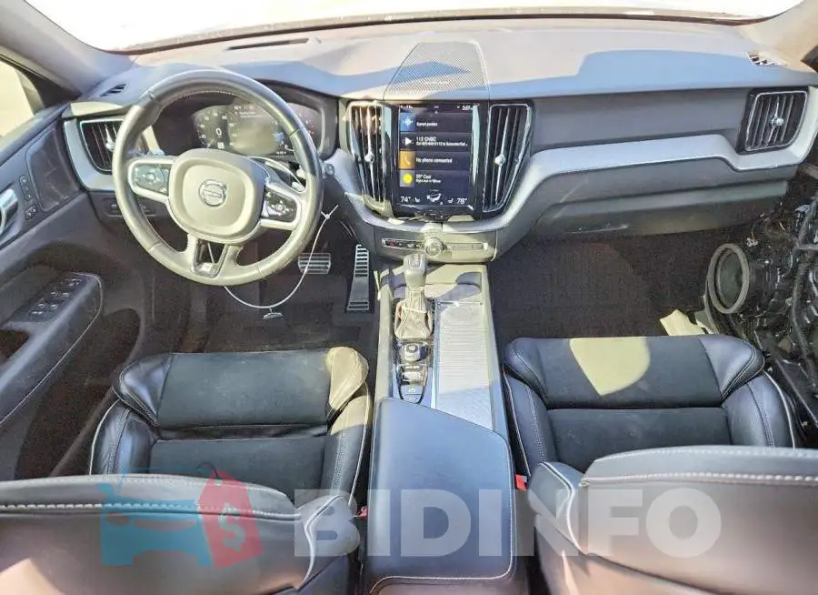 YV4A22RM9K1379963 Photo# 8