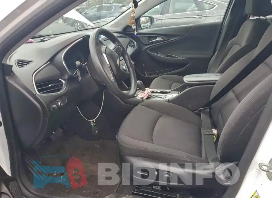 1G1ZD5ST3JF130684 Photo# 7