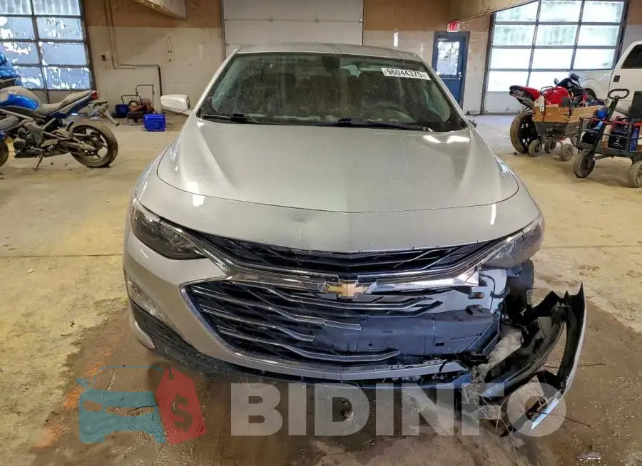1G1ZD5ST4NF124687 Photo# 5
