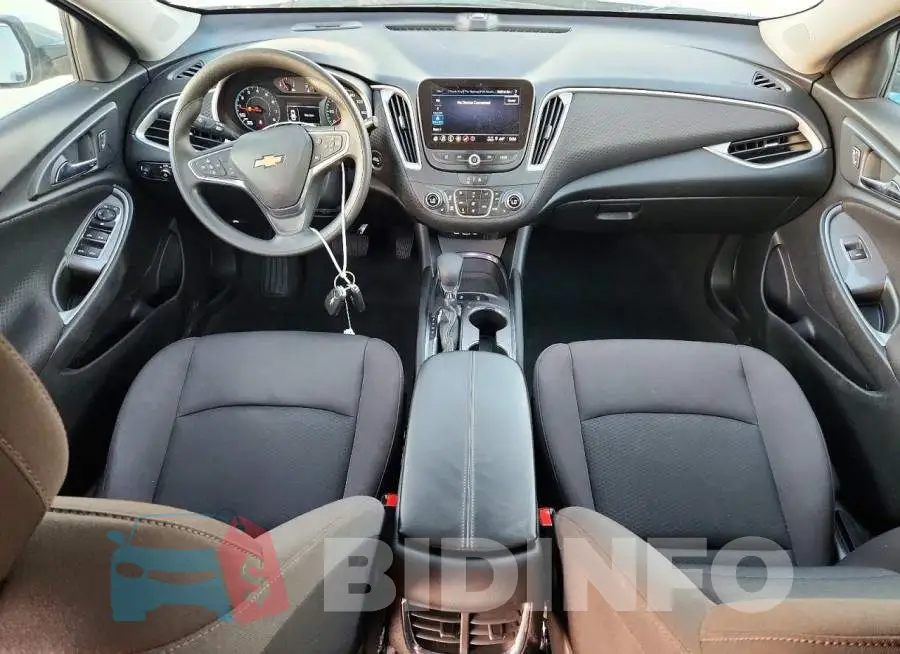 1G1ZD5ST8RF217721 Photo# 8