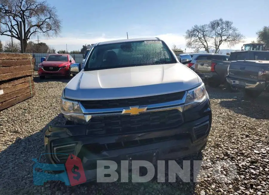 1GCHSCEA4M1226607 Photo# 5