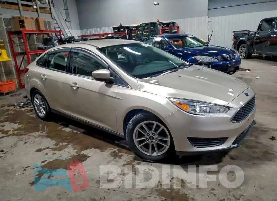 1FADP3F2XJL210974 Photo# 4