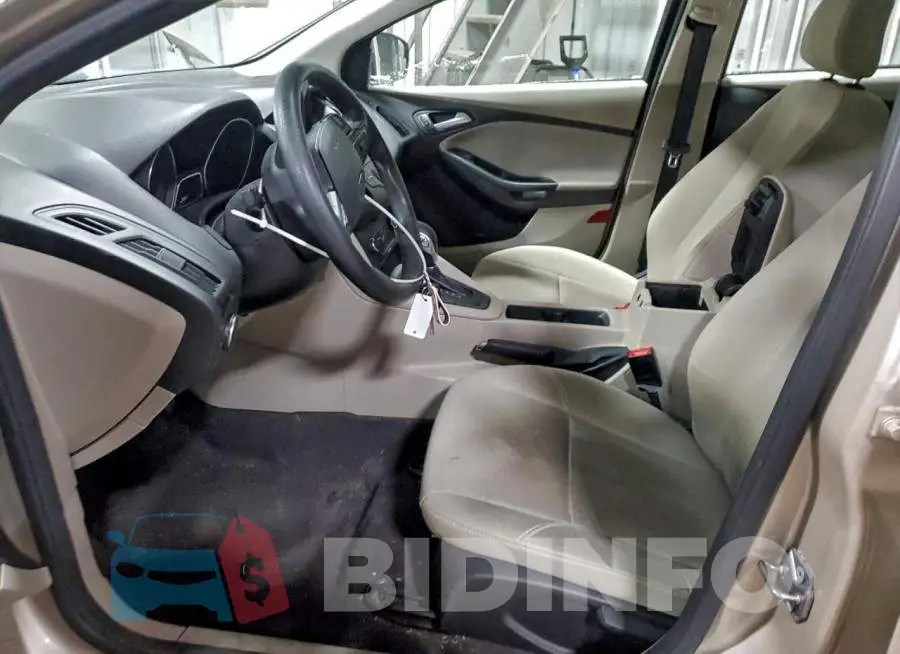 1FADP3F2XJL210974 Photo# 7