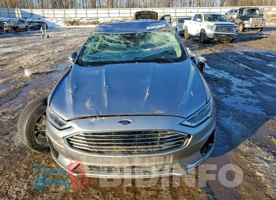 3FA6P0CD9LR180402 Photo# 5