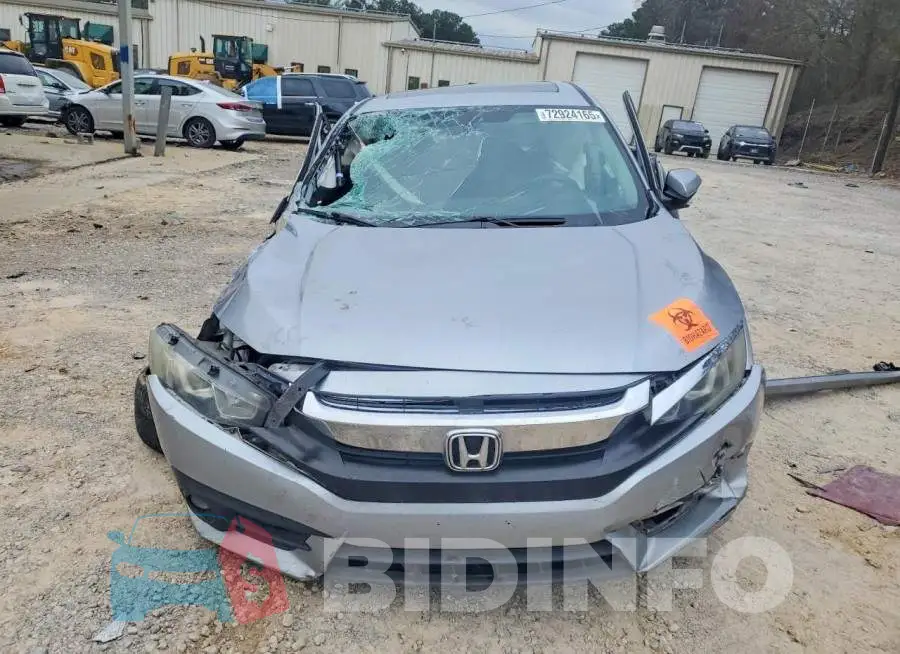 19XFC1F72HE205396 Photo# 4