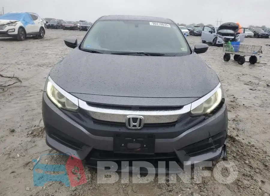 19XFC2F58JE202271 Photo# 5