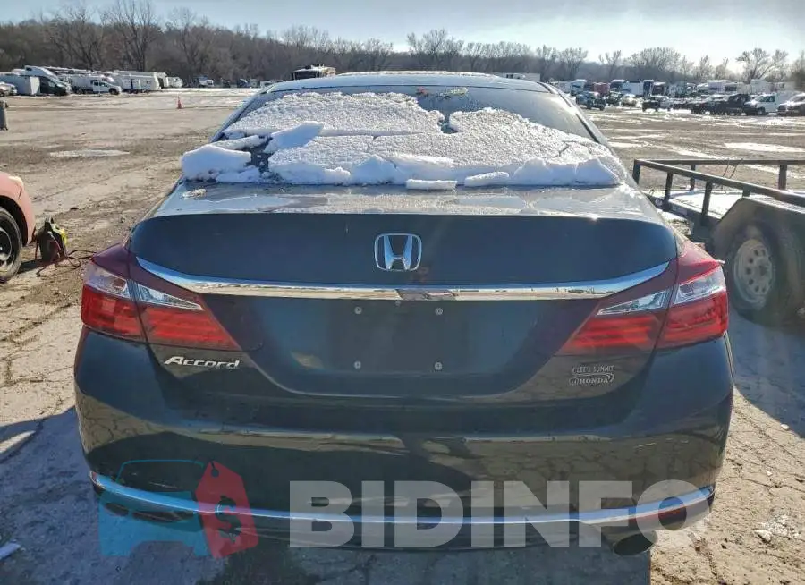 1HGCR2F32HA122625 Photo# 6