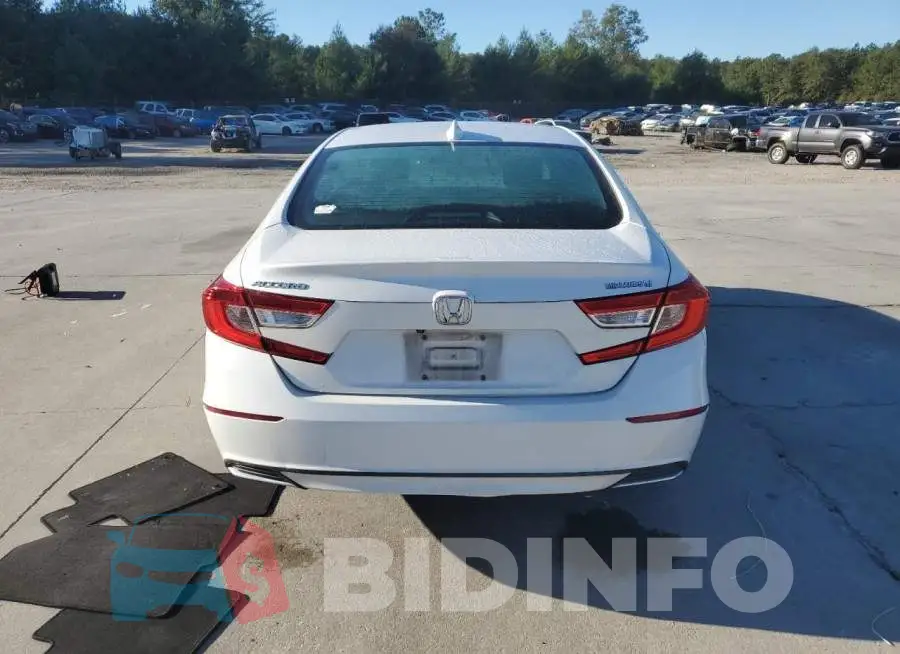 1HGCV1F45JA008557 Photo# 6