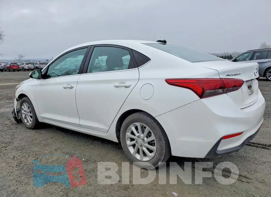 3KPC24A6XNE156272 Photo# 2