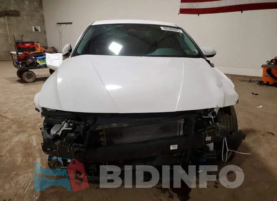 KMHLM4DJ6RU105087 Photo# 5