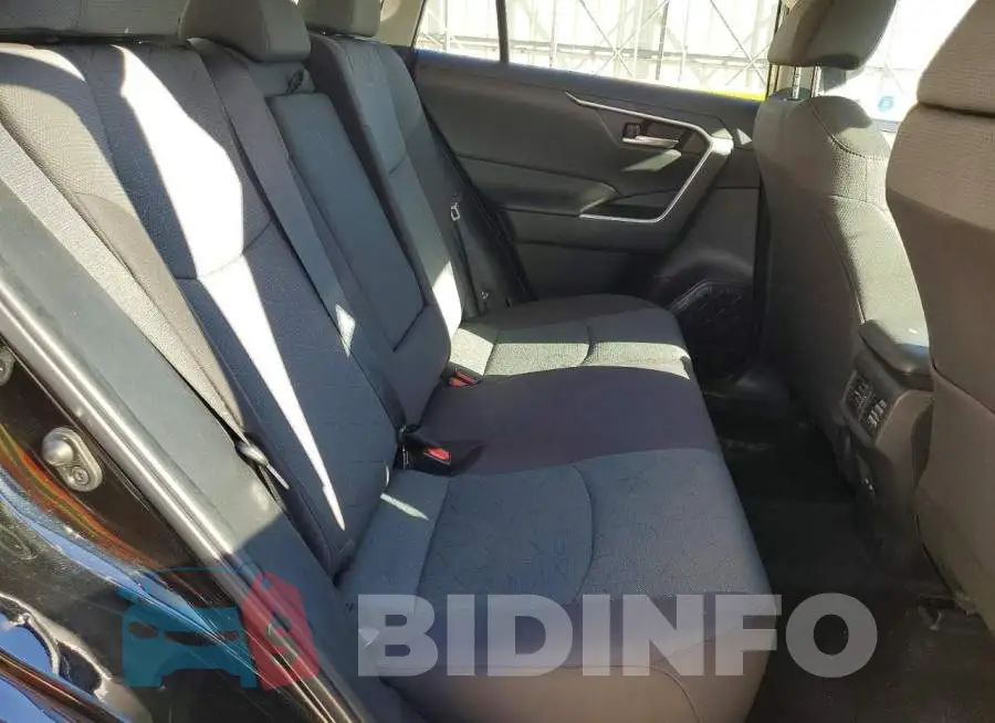2T3P1RFV8PW370427 Photo# 11