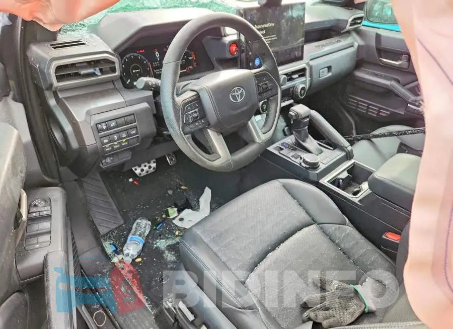 3TMLB5JN6SM100506 Photo# 8