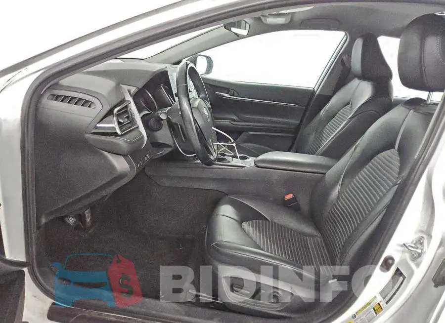 4T1G11AK6MU497423 Photo# 7